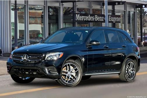 2017 Mercedes-Benz GLC 300 4MATIC