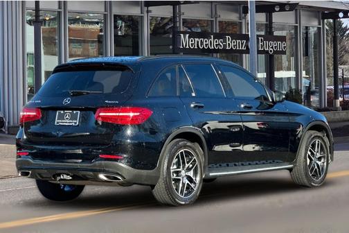 2017 Mercedes-Benz GLC 300 4MATIC