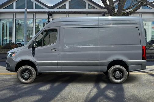 2025 Mercedes-Benz Sprinter 2500 Standard Roof