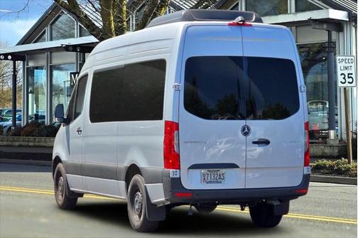 2024 Mercedes-Benz Sprinter 2500 Standard Roof