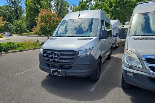 2024 Mercedes-Benz Sprinter 2500 Standard Roof