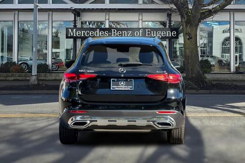 2025 Mercedes-Benz GLC 300 4MATIC