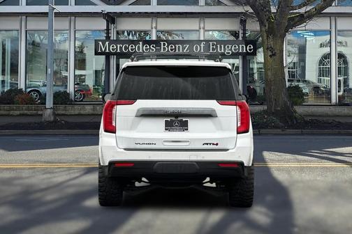 2023 GMC Yukon XL 4WD AT4