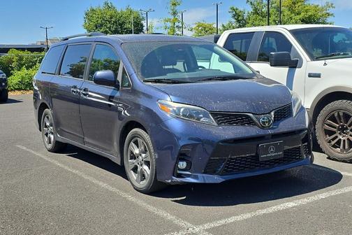 2019 Toyota Sienna SE Premium