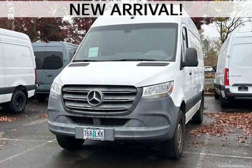 2019 Mercedes-Benz Sprinter 2500 Standard Roof