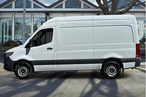 2025 Mercedes-Benz Sprinter 2500 Standard Roof