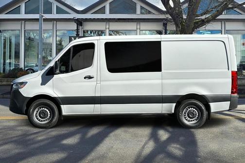 2025 Mercedes-Benz Sprinter 2500 Standard Roof