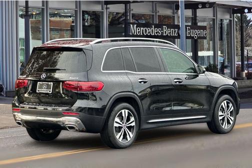 2025 Mercedes-Benz GLB 250 4MATIC