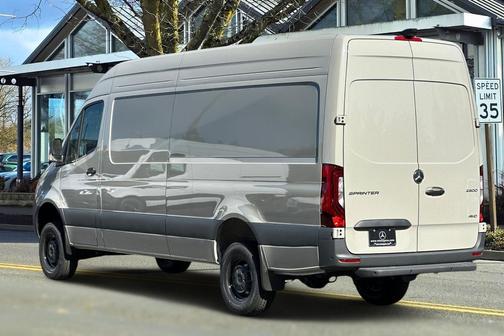 2026 Mercedes-Benz Sprinter 2500 High Roof