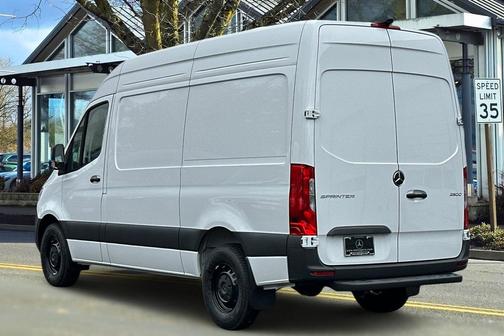 2026 Mercedes-Benz Sprinter 2500 Standard Roof
