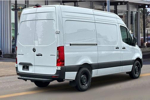 2026 Mercedes-Benz Sprinter 2500 Standard Roof