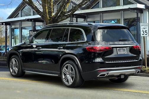 2025 Mercedes-Benz GLS 450 4MATIC
