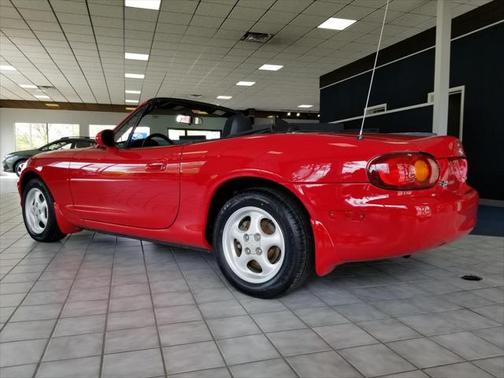 1999 Mazda MX-5 Miata 2dr Conv