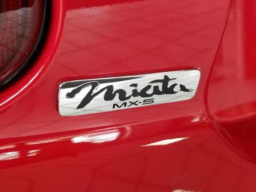 1999 Mazda MX-5 Miata 2dr Conv