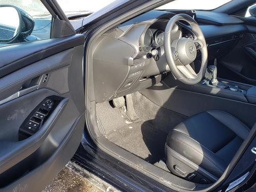 2026 Mazda Mazda3 FWD w/Preferred Package