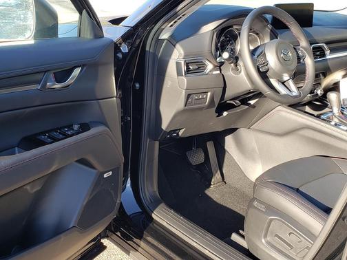 2025 Mazda CX-5 Carbon Edition