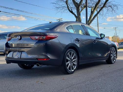 2022 Mazda Mazda3 AWD w/Premium Package