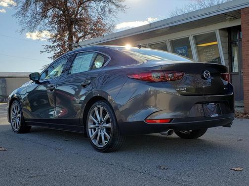 2022 Mazda Mazda3 AWD w/Premium Package