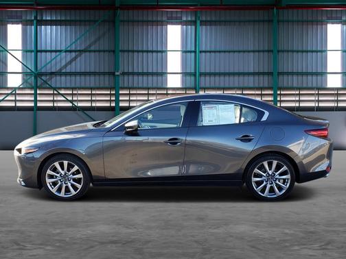 2022 Mazda Mazda3 AWD w/Premium Package
