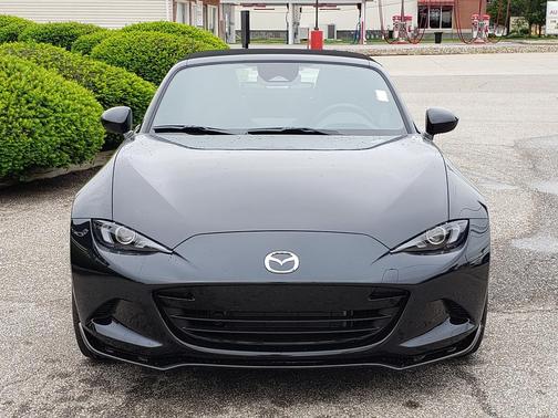 Jet Black Mica 2026 Mazda MX-5 Miata Club