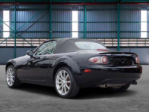 2006 Mazda MX-5 Miata Sport