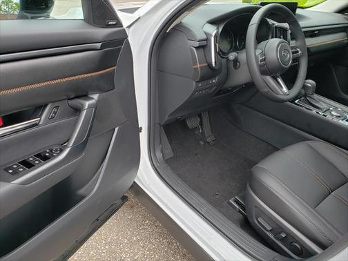 2025 Mazda CX-50 Hybrid Premium Plus Package