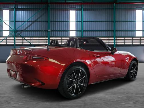 2024 Mazda MX-5 Miata Grand Touring