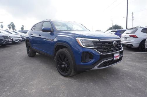 2025 Volkswagen Atlas Cross Sport 2.0T SE w/ Technology