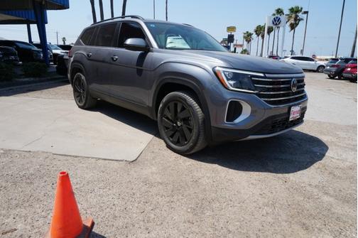 2024 Volkswagen Atlas 2.0T SE w/ Technology
