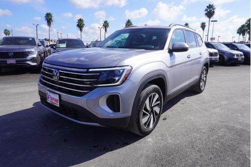 2025 Volkswagen Atlas 2.0T SE w/ Technology