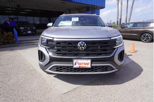 2025 Volkswagen Atlas Cross Sport 2.0T SE w/ Technology