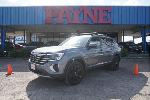 2024 Volkswagen Atlas 2.0T SE w/ Technology