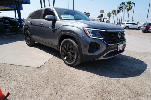 2025 Volkswagen Atlas Cross Sport 2.0T SE w/ Technology