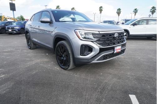 2025 Volkswagen Atlas Cross Sport 2.0T SE w/ Technology