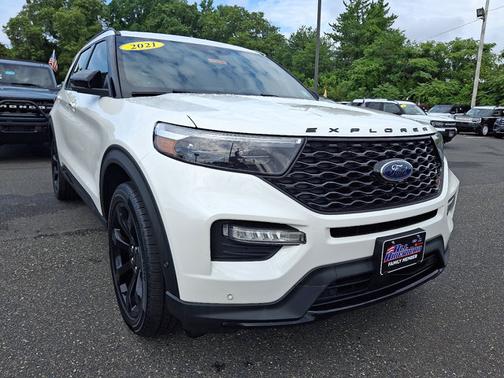 2021 Ford Explorer ST
