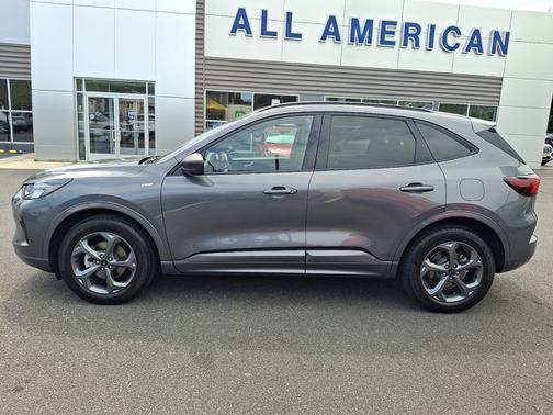 CARBONIZED GRAY METALLIC 2023 Ford Escape ST-LINE