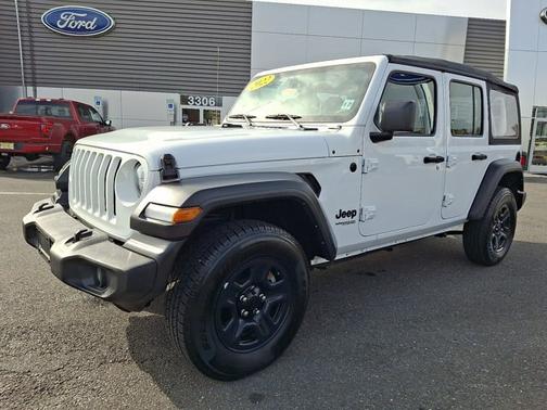 2022 Jeep Wrangler Unlimited SPORT