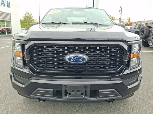 AGATE BLACK METALLIC 2023 Ford F-150 XL