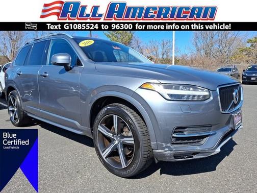 2016 Volvo XC90 T6 MOMENTUM