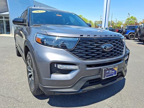 CARBONIZED GRAY METALLIC 2022 Ford Explorer ST-LINE