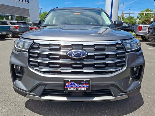 CARBONIZED GRAY METALLIC 2025 Ford Explorer ACTIVE