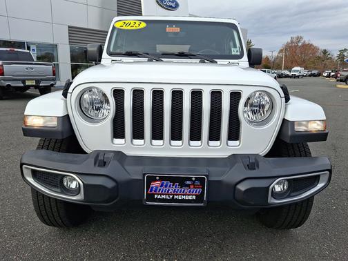 2023 Jeep Wrangler SAHARA