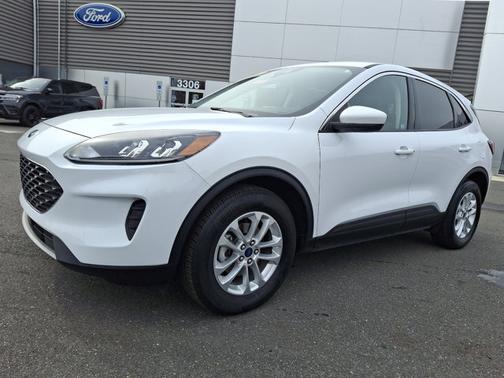 2021 Ford Escape SE