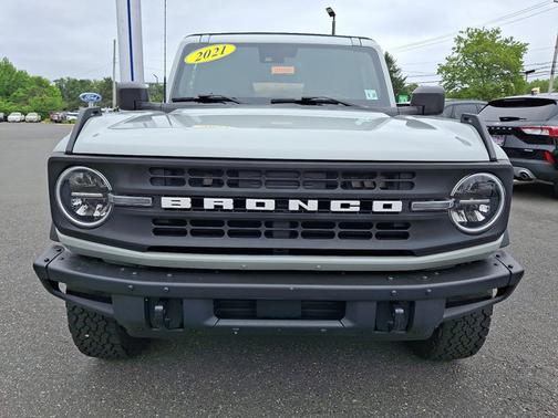 2021 Ford Bronco BLACK DIAMOND