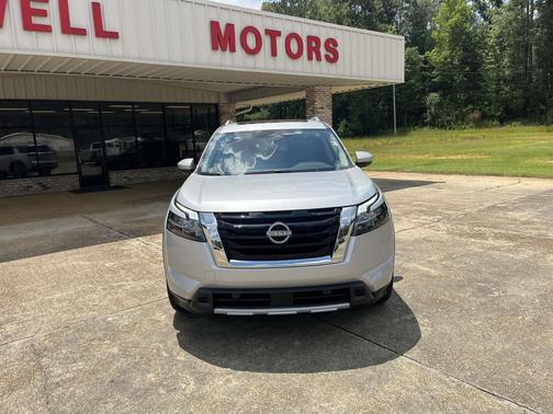 2025 Nissan Pathfinder SL FWD
