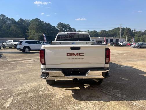 2024 GMC Sierra 2500 Base