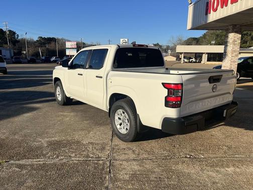 2025 Nissan Frontier S