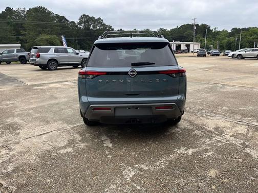 Baltic Teal 2026 Nissan Pathfinder SL