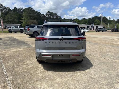 Boulder Gray Pearl 2026 Nissan Pathfinder Platinum