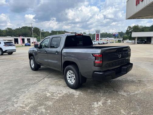 2025 Nissan Frontier S